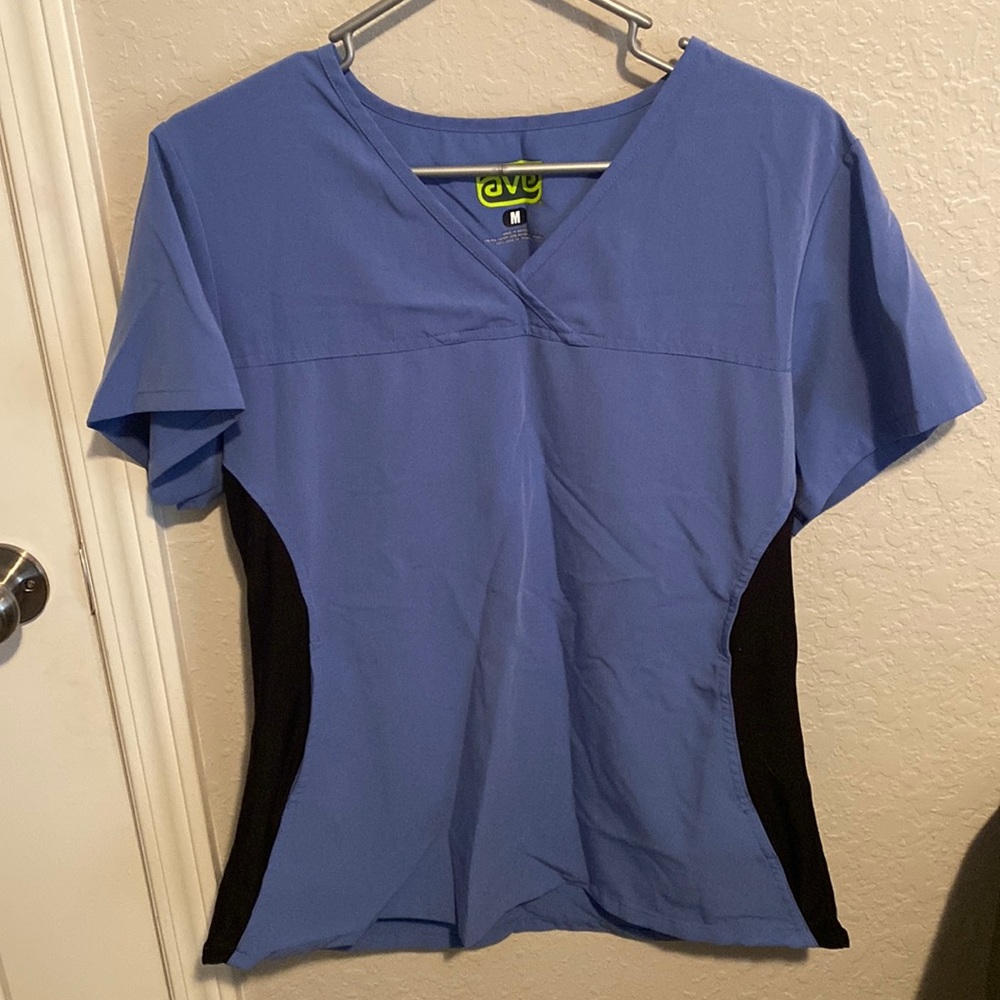 Scrub top